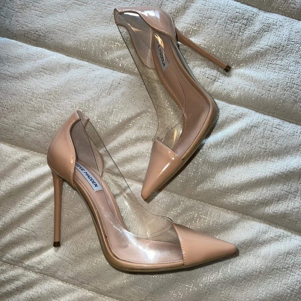 Heels - Picture 3 of 4